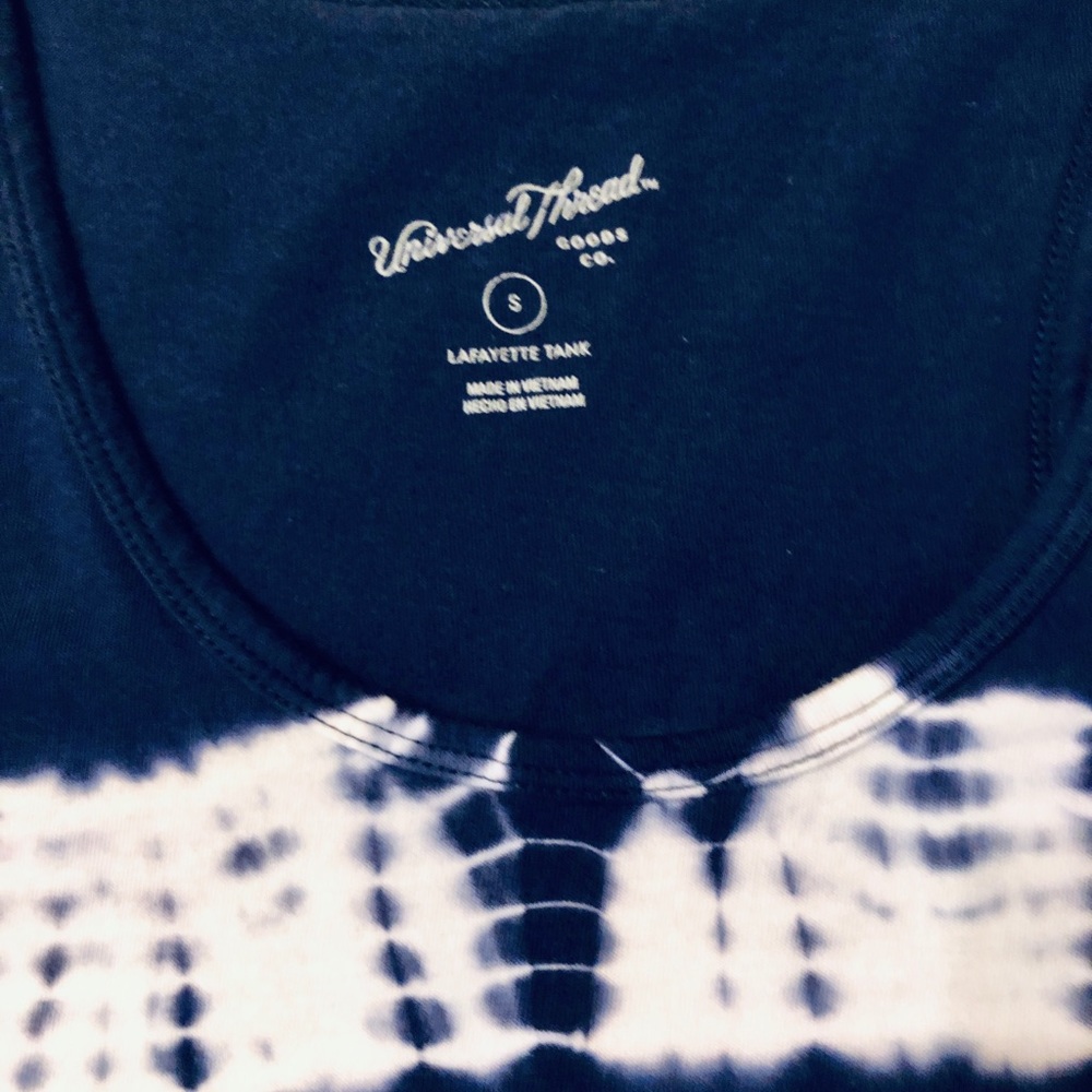 Universal Thread Tank Top - Picture 3 of 7